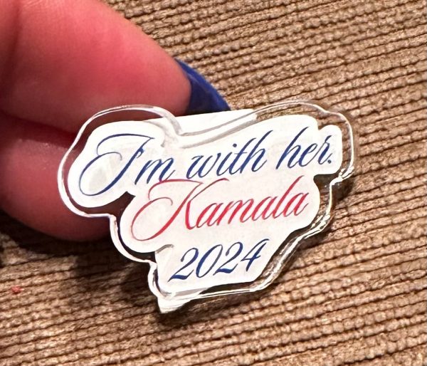 Product Image for  Bundle Women for Kamala shirt and I’m with her button