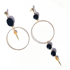 Product Image for  eternal elegance black onyx & cowrie shell earrings