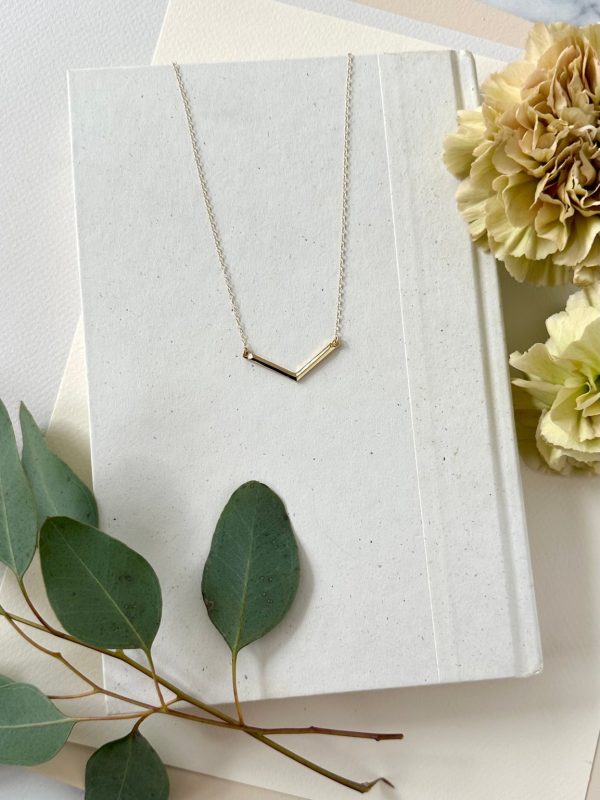 Product Image for  GOLD GEO V BAR NECKLACE